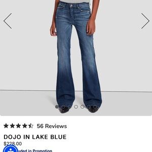 7FAM Dojo flare jeans in lake blue (size 30)